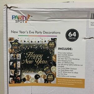 New Year’s Eve party decorations